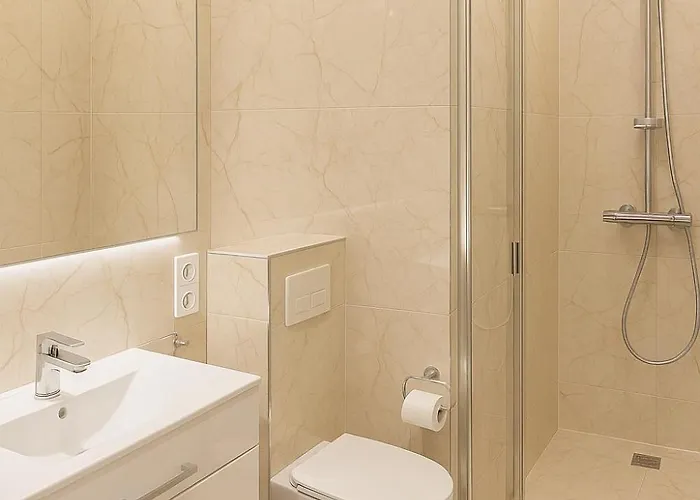 Sublime Avenue Des Champs-elysees Apartment *